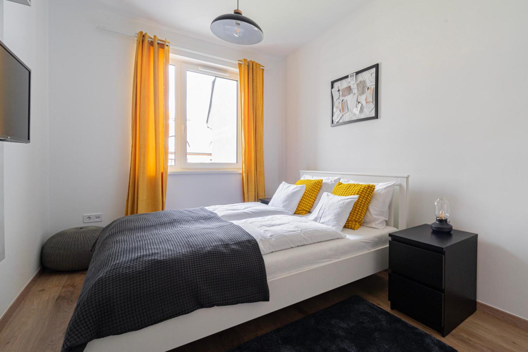 Westside Garden Apartments By Urbanrent Budapest Esterno foto